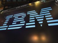 IBM chia đôi, tập trung vào điện toán đám mây