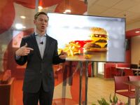 McDonald’s hái quả ngọt