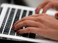 Gartner: Thị trường PC tăng trưởng mạnh, doanh số Apple đột phá