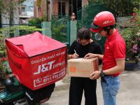 Bùng nổ hoạt động vận chuyển liên quan đến thương mại điện tử