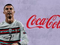 Sau cú gạt tay thổi bay 4 tỉ đô của Ronaldo, Coca-Cola bán chai lớn tặng kèm nước lọc?