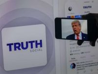 Mạng xã hội của ông Trump thu hút 1 tỉ USD từ nhà đầu tư