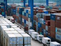 Hàng Việt Nam lần đầu tiên xuất khẩu sang Mỹ đạt 100 tỉ USD