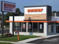 Thay tên đổi vận, Dunkin đánh bại Starbucks tại “sân nhà” Hoa Kỳ