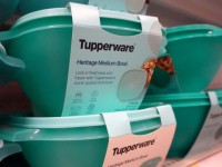 Tupperware nộp đơn xin phá sản