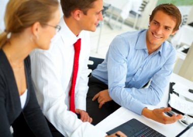 Marketing Thương hiệu: 6 Nguyên tắc Thuyết phục Khách hàng