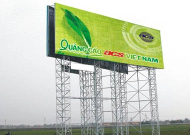 Chênh lệch lớn trên thị trường quảng cáo