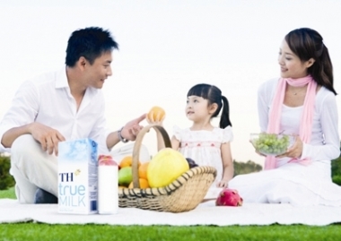 Sữa chua vào đường đua