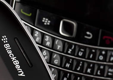 Lenovo cân nhắc mua lại toàn bộ BlackBerry