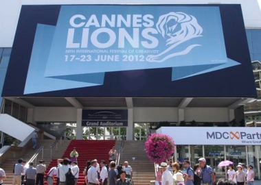[Cannes Lions năm 2012] Tổng hợp các campaign thắng giải Grand Prix (Phần 1)