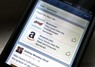 Ăn dày từ quảng cáo di động, Facebook thừa thắng xông lên