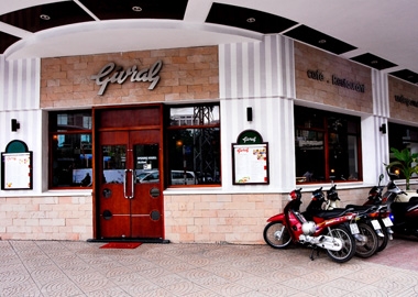 Givral Café đóng cửa vì... mặt bằng: Xót xa câu chuyện một thương hiệu của thời gian