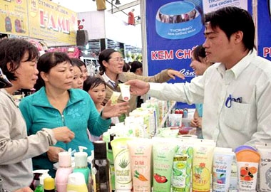 Để mỹ phẩm Việt lên hương