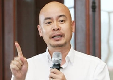 Vũ cứ làm, đừng nói!