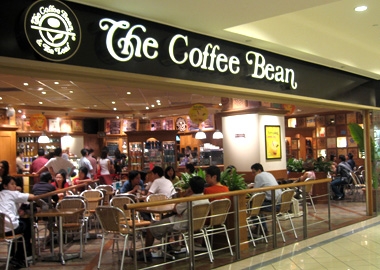 Ngồi Coffee Bean, nghĩ về thương hiệu