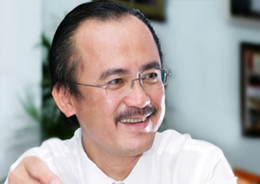 90 phút với Bầu Thắng