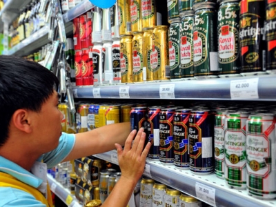 Bia ngoại giá cao mấy cũng mua