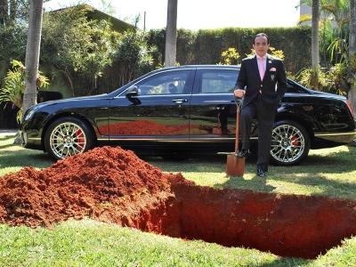 [Campaign Review] Chiếc Bentley bị chôn - Khi câu chuyện hấp dẫn được kể trên mạng xã hội
