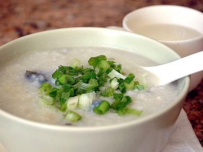 Cháo ăn liền: Món ngon mới của FMCG