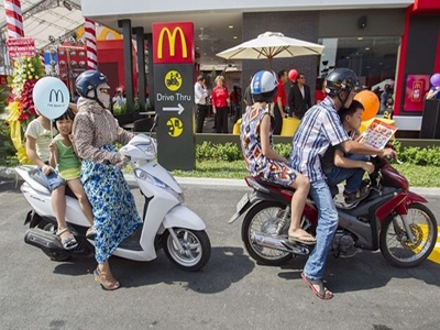 Lần đầu bán mang đi, McDonalds Việt Nam có hút được khách Việt?