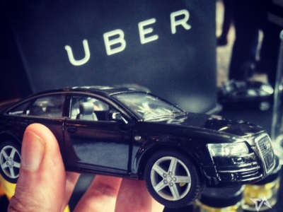 Vụ Uber: Có như thương lái Trung Quốc mua banh lông?
