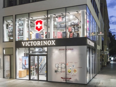 Victorinox – Phận mỏng, phúc dày