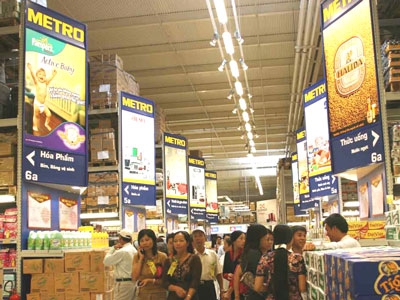 Cạnh tranh bán lẻ: Phải coi người tiêu dùng là trung tâm