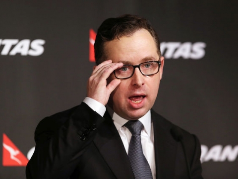 CEO Qantas Airways: Hãy cứ khám phá thế giới này đi đã