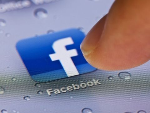 Facebook có thể đồng sở hữu nội dung của các trang tin điện tử