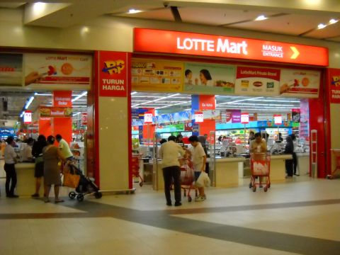 Lotte ngày càng bành trướng