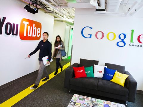 YouTube “lớn nhanh” trên vai “người khổng lồ” Google