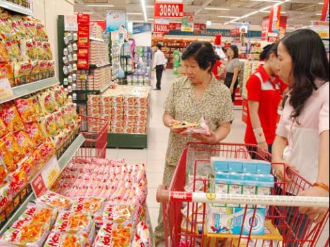 Doanh nghiệp bán lẻ Việt: Khó chồng khó