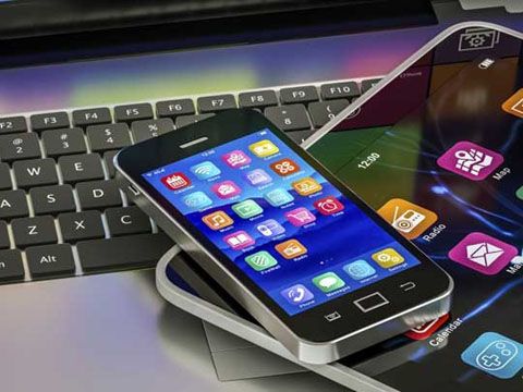 Quảng cáo di động: Apple, Google khóa chân nhau