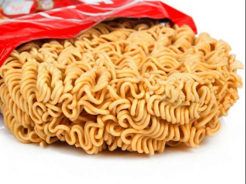 Việt Nam tiêu thụ mì ăn liền nhiều thứ nhì thế giới