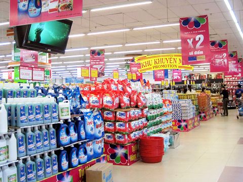 Siêu thị Việt căng mình đối phó đại gia ngoại