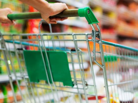 FMCG Monitor 08/2015: Tiêu dùng nhanh được kỳ vọng tiếp tục tăng đến cuối năm