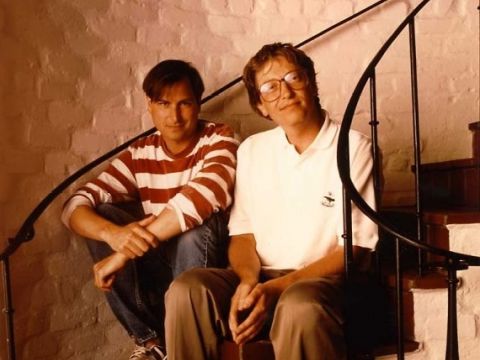 Bill Gates giải mã sức hấp dẫn của Steve Jobs