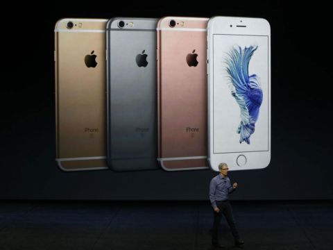 Lý do nào khiến Apple tự tin iPhone 6S vẫn hút hàng?