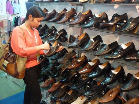 Nỗi buồn mang tên nguyên phụ liệu của giày Việt