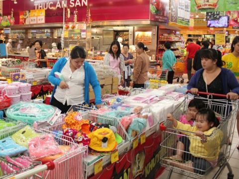 Bán lẻ loay hoay vượt khó