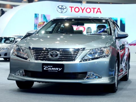Thị trường thu hẹp, Toyota Việt Nam tăng trưởng chậm