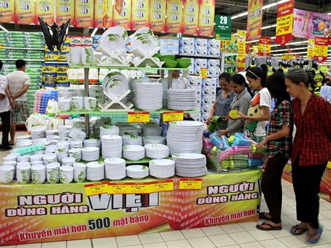 Hàng Thái tấn công hàng Việt ngay trên sân nhà