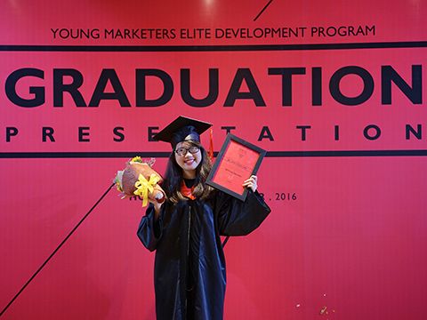 Phỏng vấn Thiên Vân: Bật mí những câu chuyện tình yêu của cô thủ khoa Young Marketers Elite