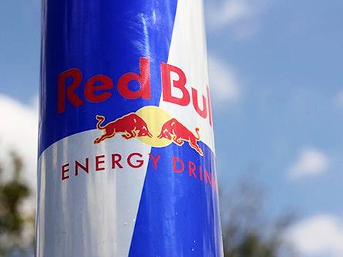 Anh em nhà Red Bull và tổ sư tiếp thị Mateschitz