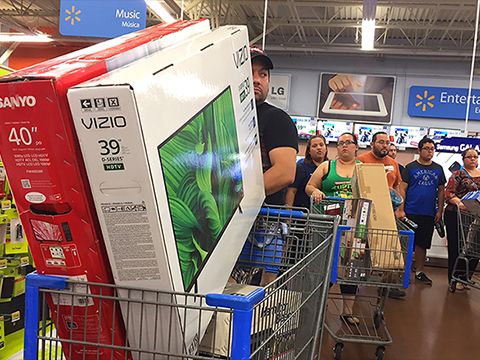 Black Friday: Mua sắm trực tuyến thắng lớn