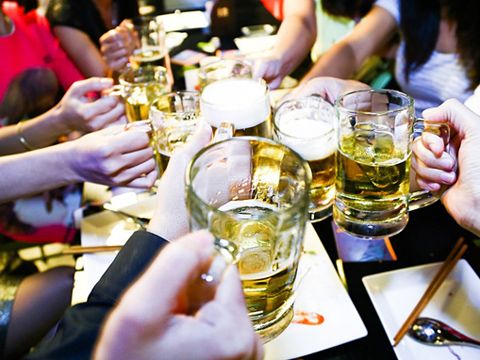 Bán sạch 3,4 tỷ lít bia, ông chủ ngành bia thu lợi khủng