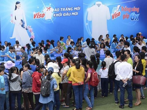 “Áo trắng mới, khởi đầu mới” - Chiến dịch marketing với ngân sách thấp của Viso