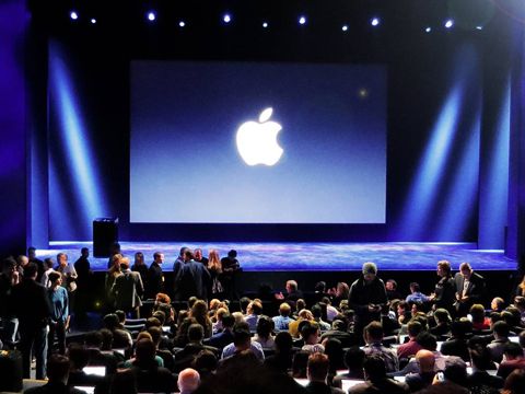 Từ sự kiện Apple ra mắt iPhone: Hãy nhớ lấy tên tôi!