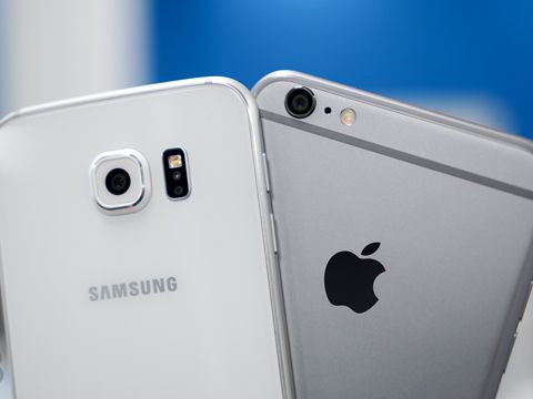 Apple bị Samsung vượt mặt trên sân nhà
