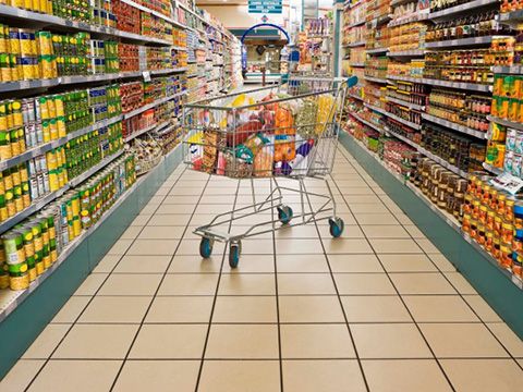 FMCG Monitor 06/2016: Ngành hàng Thực phẩm là động lực chính của tăng trưởng FMCG